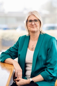 Photo of Helen Pearson, Receptionist Chandler Ray Office